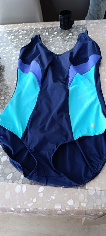 Maillot de bain femme taille 54 comme neuf