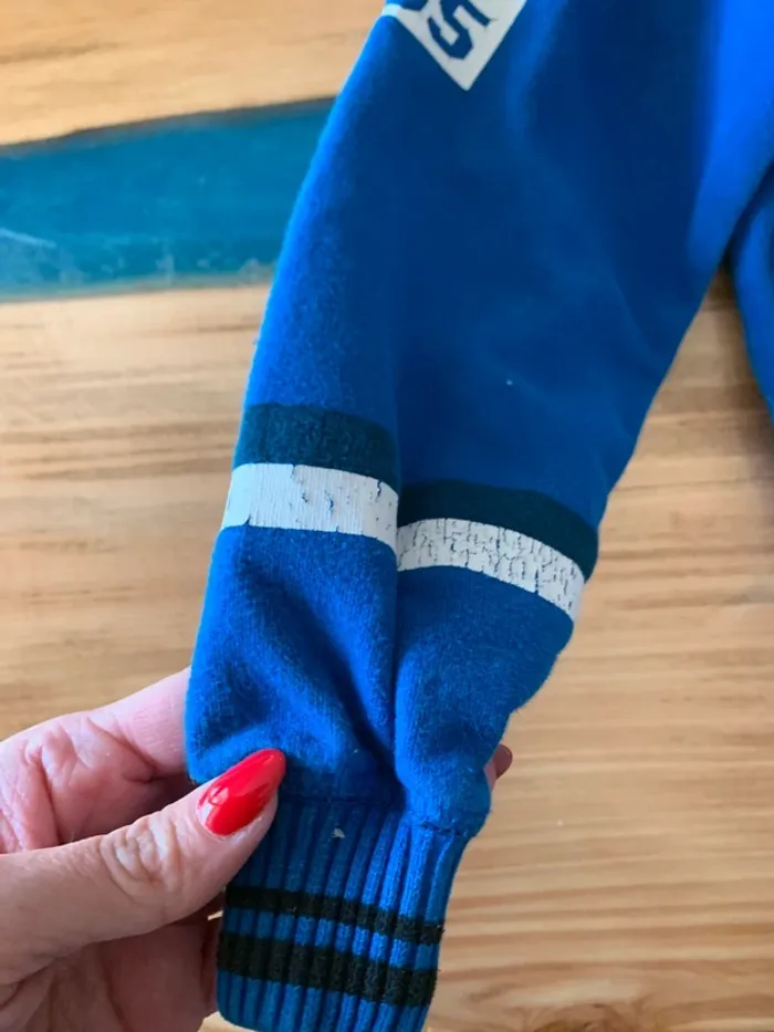 Pull avec capuche Suoer Mario taille 10 ans - photo numéro 4