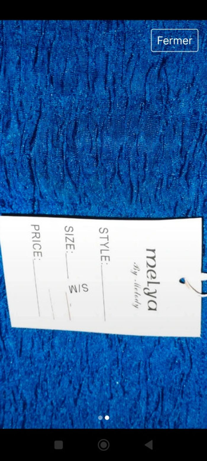 Mini jupe bleue - photo numéro 2