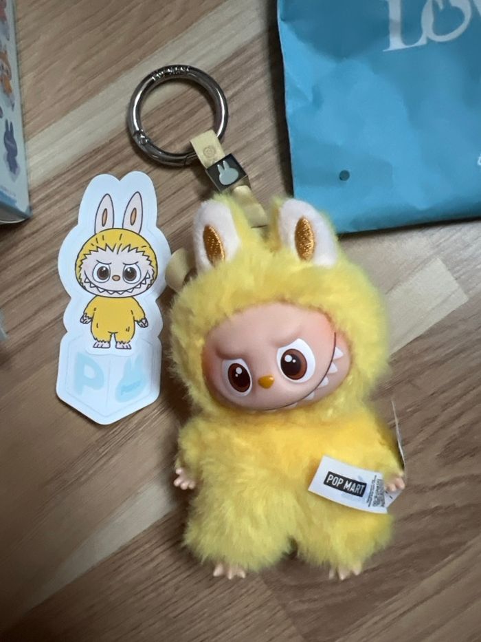 Labubu Pin for Love P - photo numéro 2