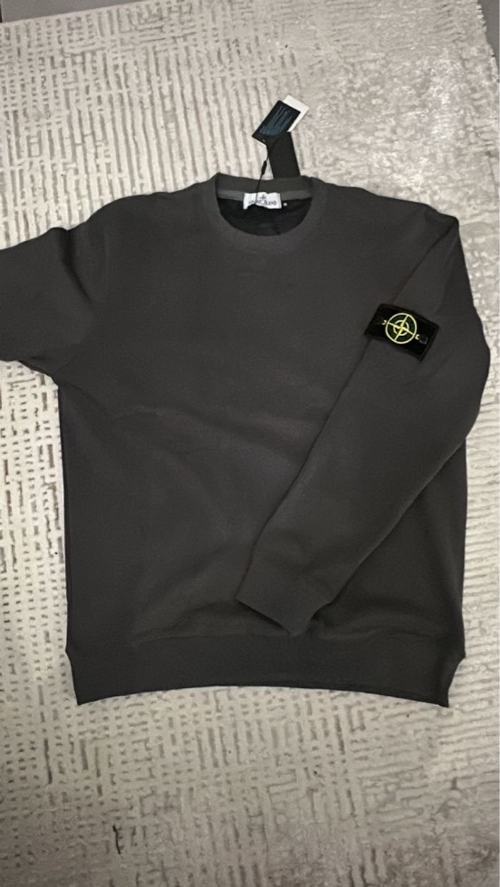 Pull stone island - photo numéro 2