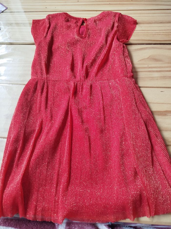 Robe rouge - photo numéro 4