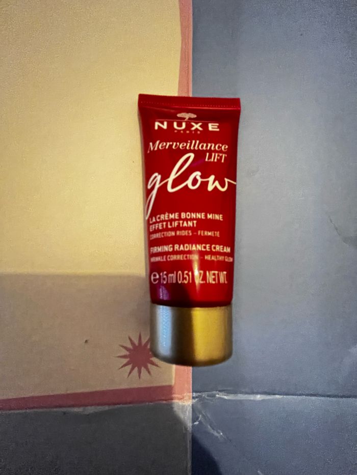 Soin visage, crème bonne mine effet liftant