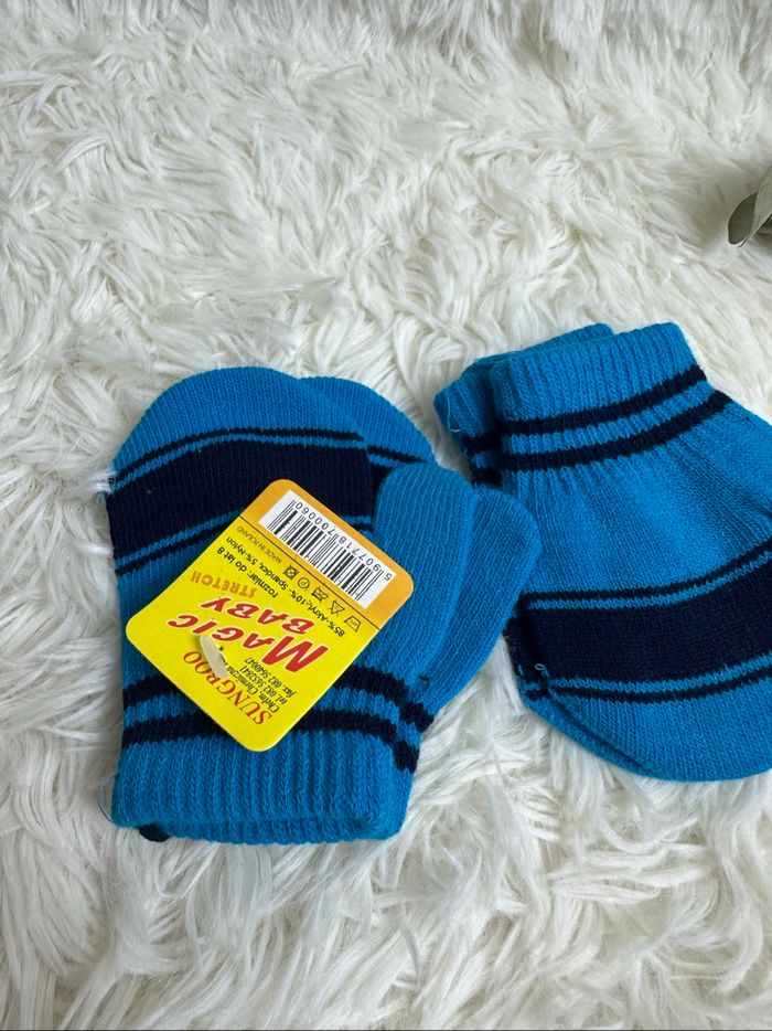 Lot de 2 paires de moufles Magic Baby - photo numéro 3