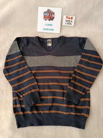 Pull 3 ans tape à l'oeil