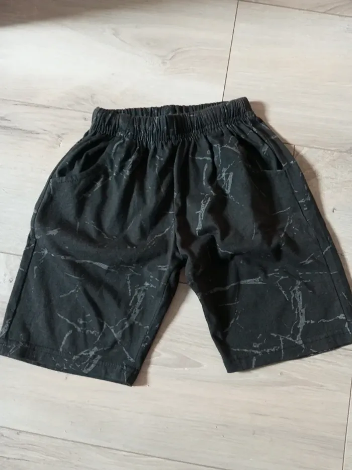 Short 6 ans