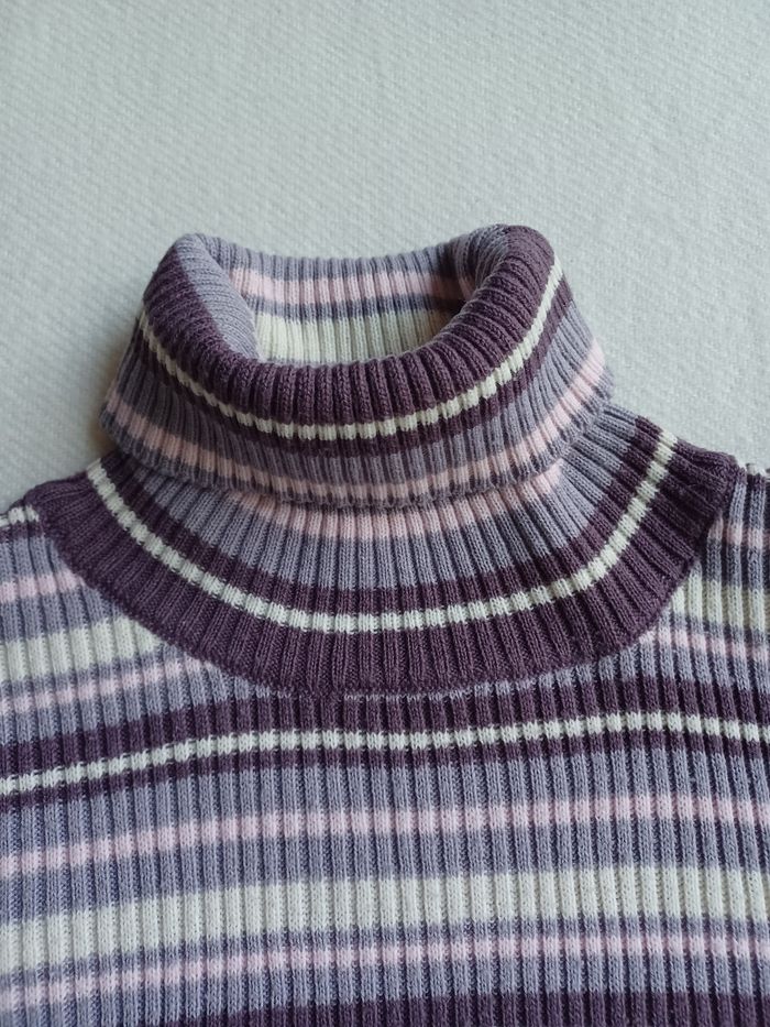 Pull col roulé fille Kiabi rayé violet et blanc 10 ans - photo numéro 3