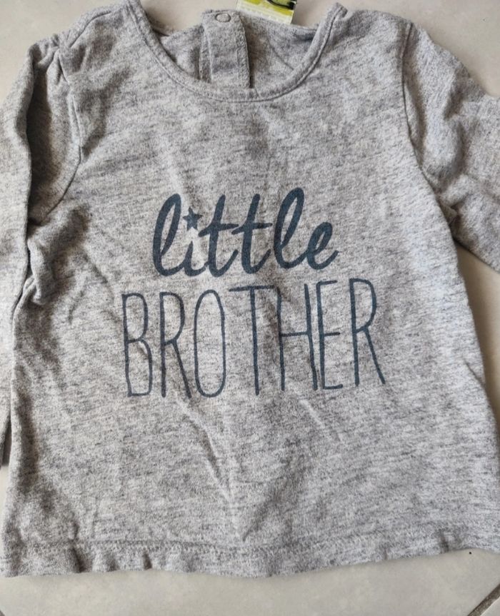 Beau tee-shirt manche longue taille 12 mois - photo numéro 2