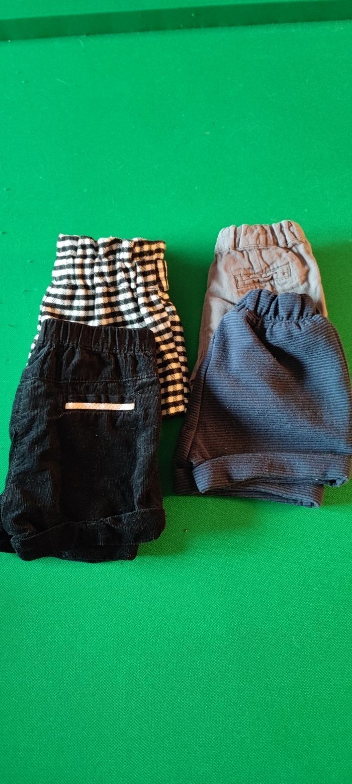 Lot 4 shorts taille 3 mois