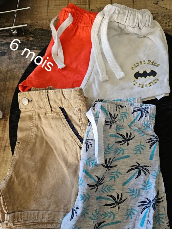 Lot de 4 shorts 6 mois