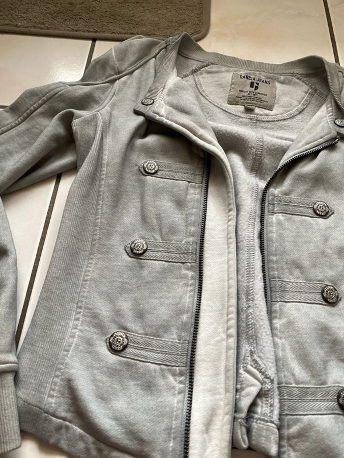Veste xs ou 12-13 ans - photo numéro 2
