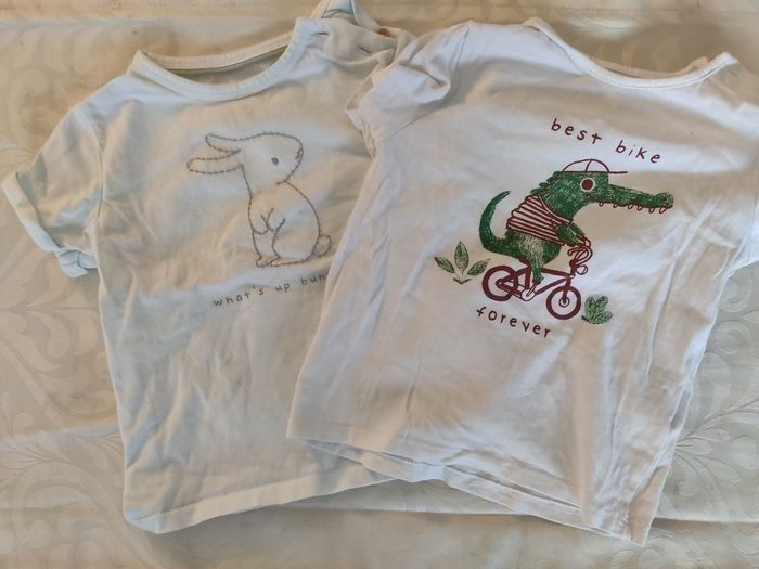 Lots de 13 t-shirts, polos et débardeur - taille 18 mois - photo numéro 3