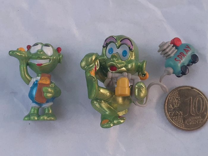 🍫 personnages extra-terrestres verts kinder - photo numéro 3