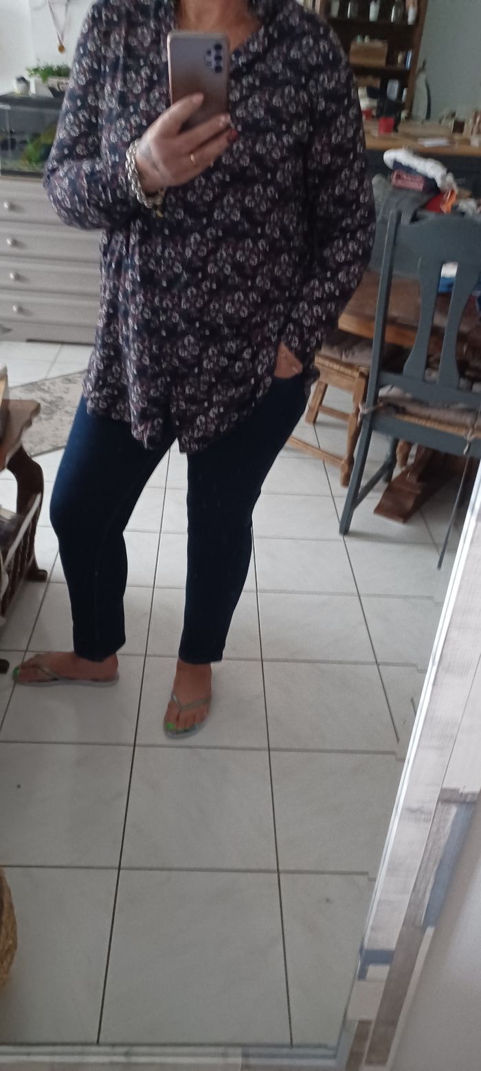 Très jolie chemise manches longues femme T 48 - photo numéro 4