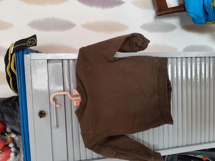 2 gilets zippés dont 1 à capuche pour garçons Taille 3 ans - photo numéro 4
