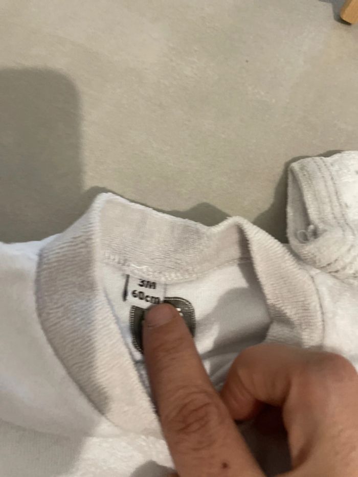 Lot de pyjamas - photo numéro 6