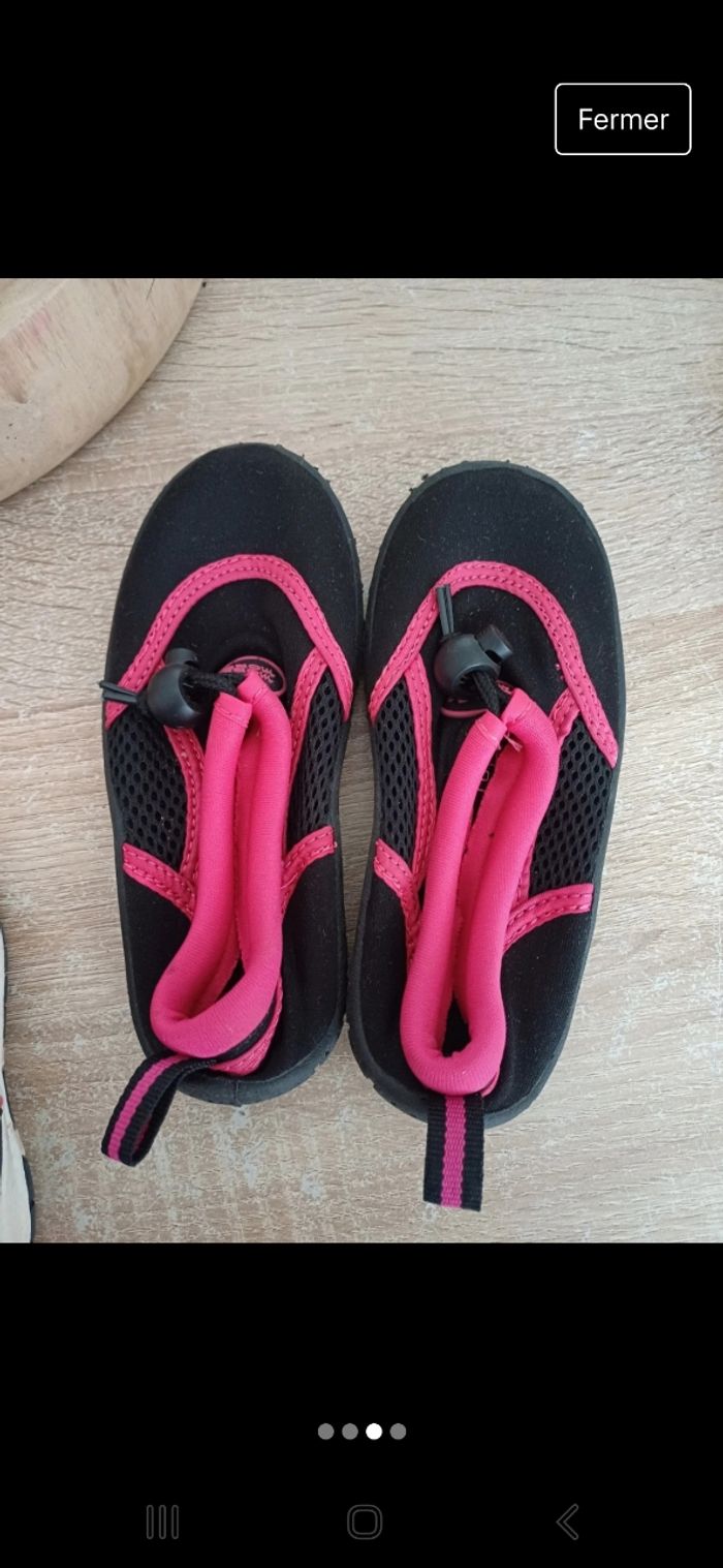 Plusieurs chaussure - photo numéro 3