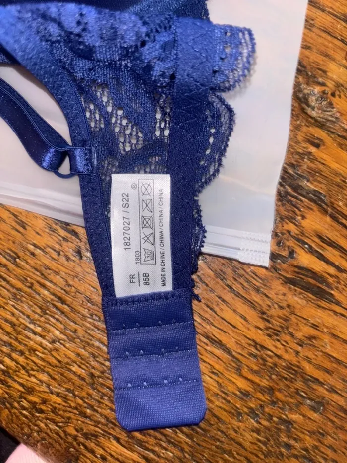 Soutien-gorge, neuf 85 B coque - photo numéro 5