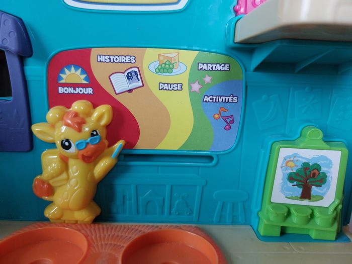 Les petits apprentis l'académie + 5 personnages LeapFrog - photo numéro 6