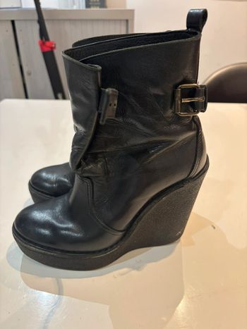 Bottines en cuir a semelle compensées taille 38 pierre Hardy