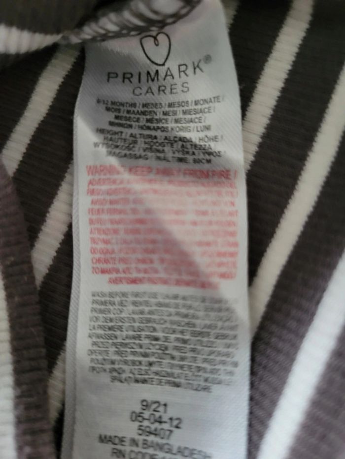 Tee-shirt manches longues garçon 9/12 mois Primark - photo numéro 3