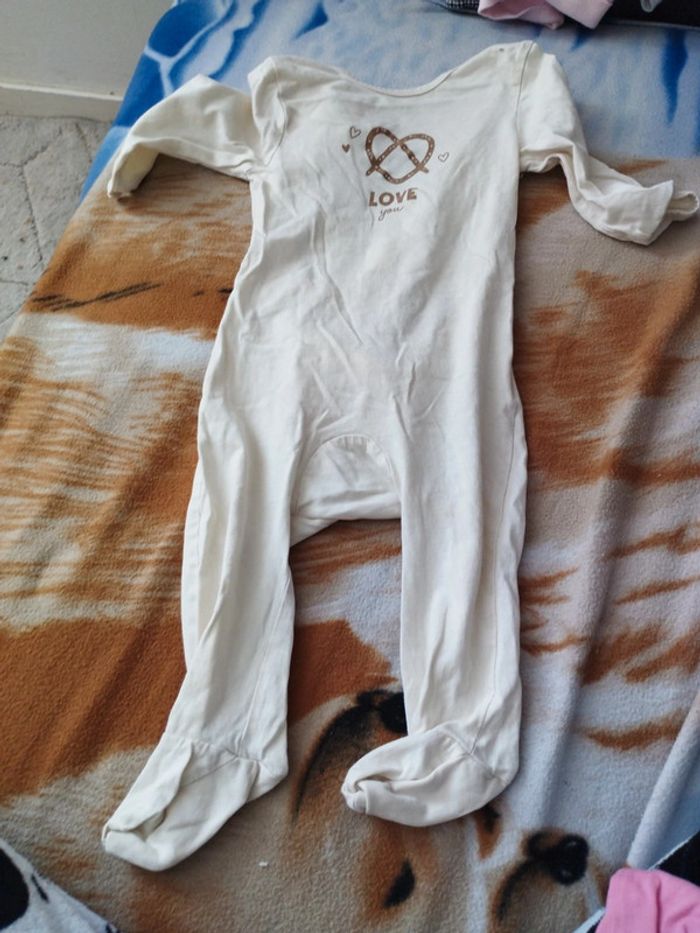 2 pyjama 9 mois - photo numéro 4