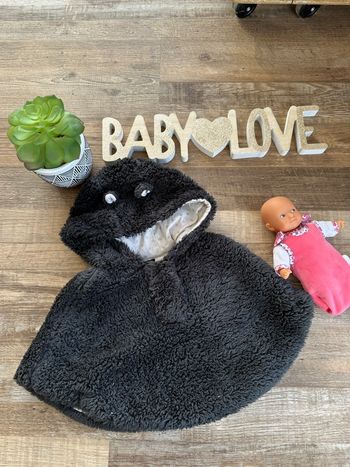 - Poncho Kiabi - 6 mois - Très bon état