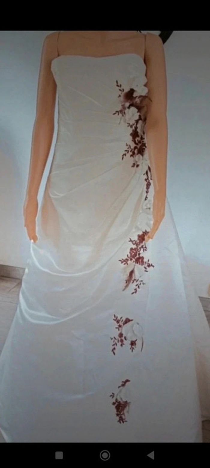 Robe de mariée - photo numéro 2