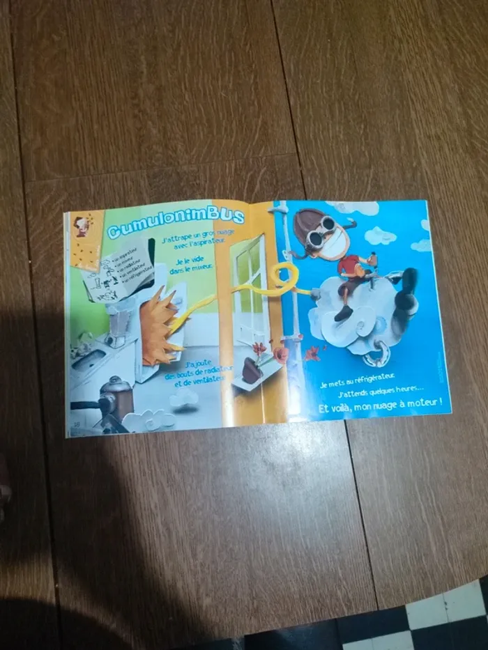 Livre petite main tous en l'air - photo numéro 11