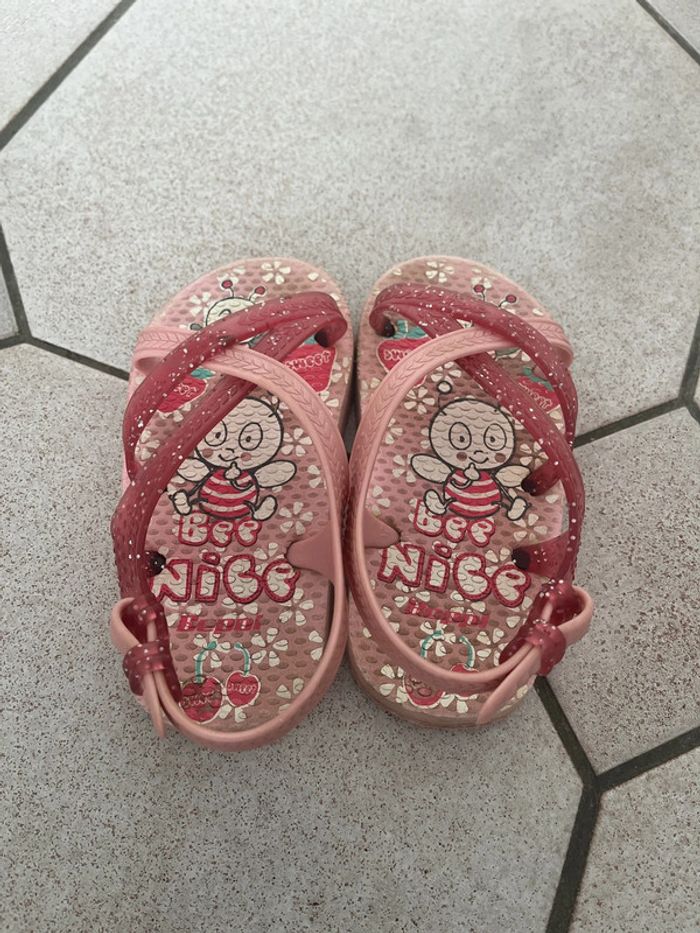Paire de chaussures été ou plage pointure 26 / 27 - photo numéro 4