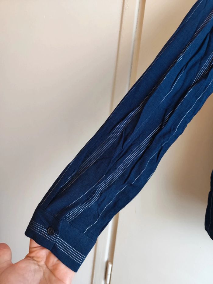 Chemise légère bleu marine à liseré argenté taille 34 Etam - photo numéro 6