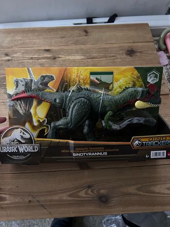 🦖 Jouet Jurassic World Sinotyrannus – Mouvements & Bruitages