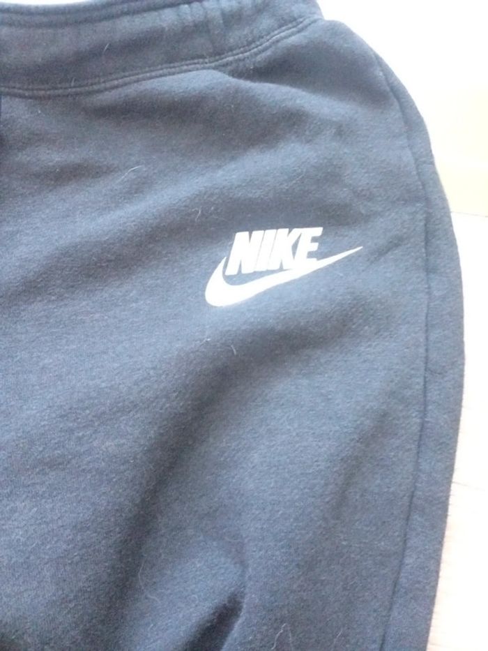 Bas de survêtement Nike taille L - photo numéro 2