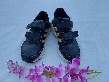 Basket Adidas pointure 27