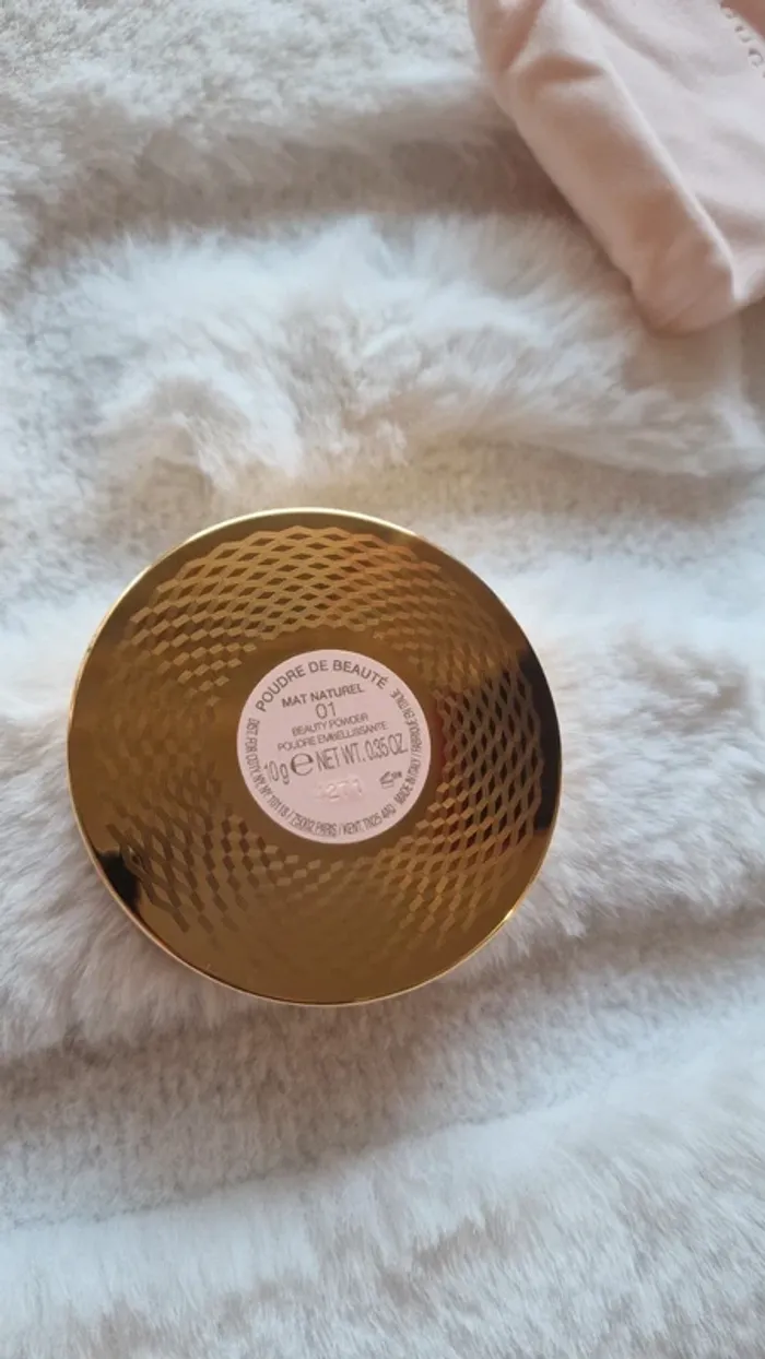 Gucci Beauty poudre de beauté mat naturel - photo numéro 14