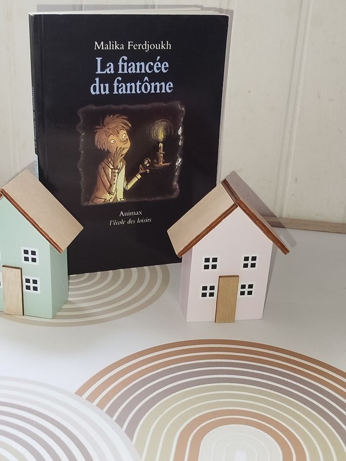 📚 École des loisirs  La fiancée du fantôme