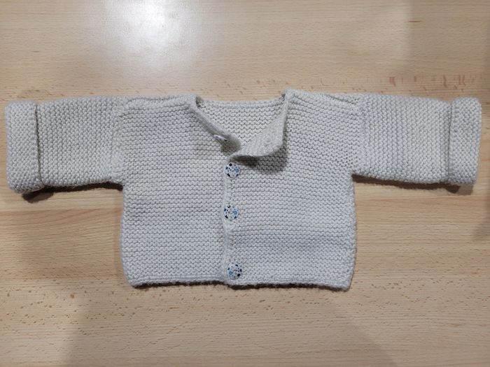 2 gilets pour bébé - photo numéro 4