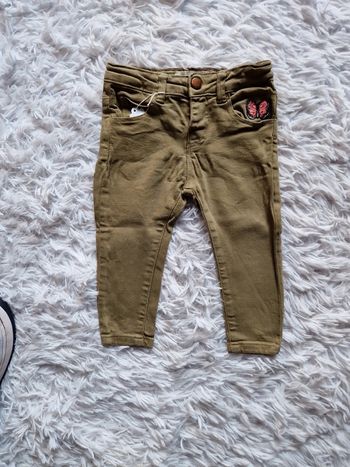 Jean kaki zara 18 mois