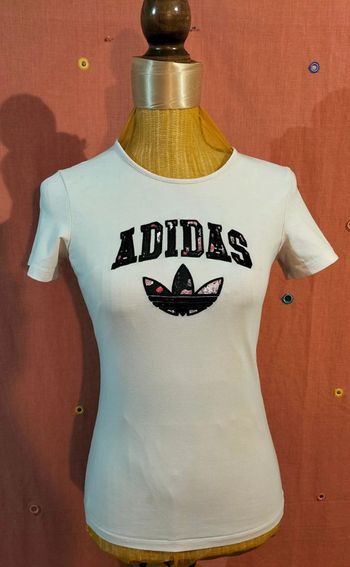 T-shirt adidas taille S
