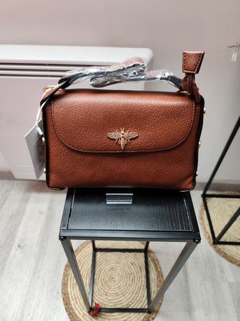Sac à main avec bandoulière