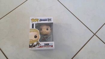 Figurine pop thor n° 452 Neuf CHELO5