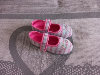 Vends chaussons fille