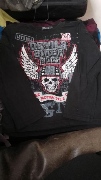Tee shirt manches longues garçon 8 ans