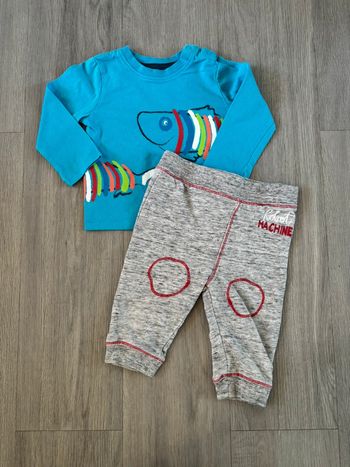 Ensemble taille 9 mois