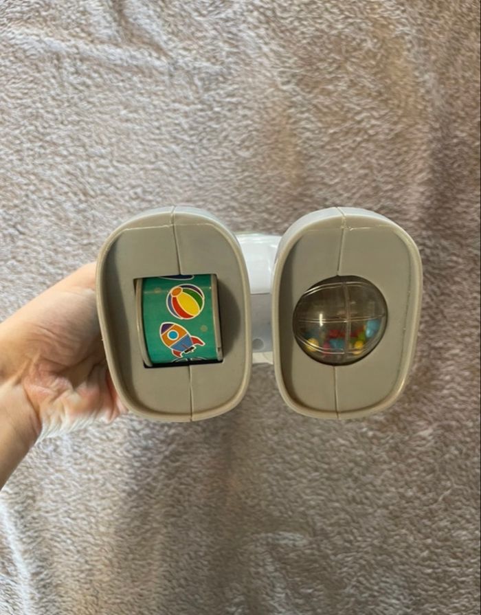 robot interactif articulé qui répète ce qu’on dit 🤖 - photo numéro 2