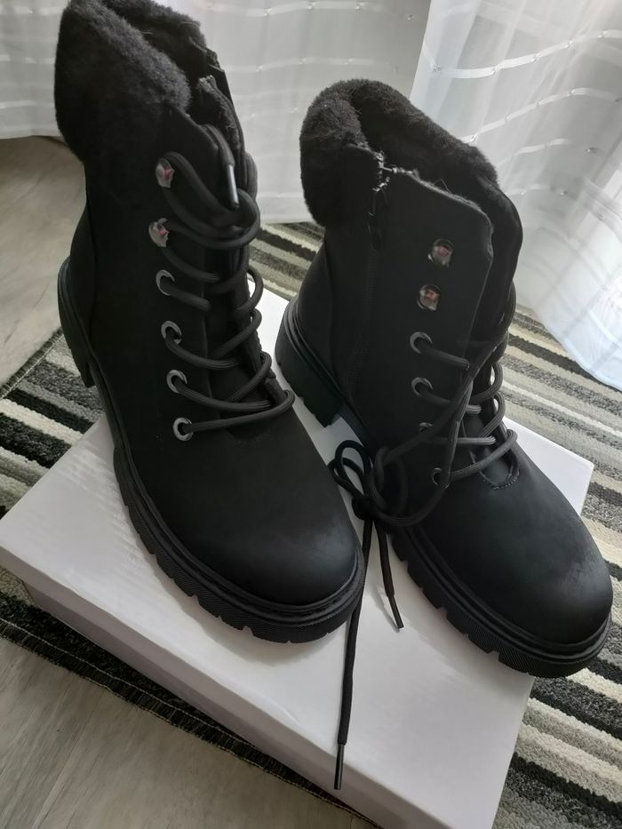 Bottines noires - photo numéro 2