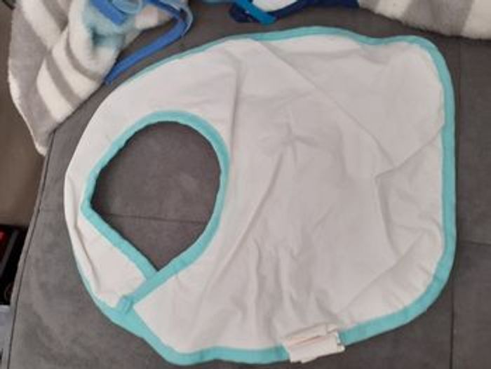 Bavoir - photo numéro 2