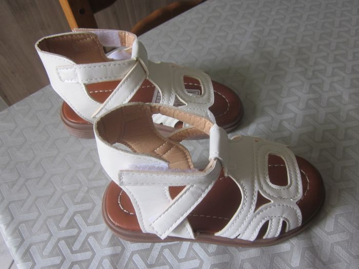 sandales - photo numéro 3