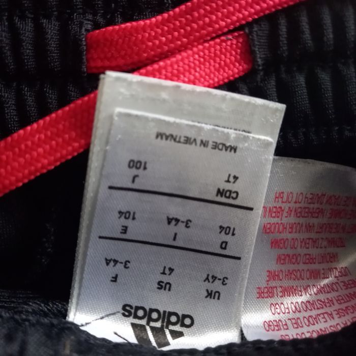 Training Adidas (3-4 ans) - photo numéro 8