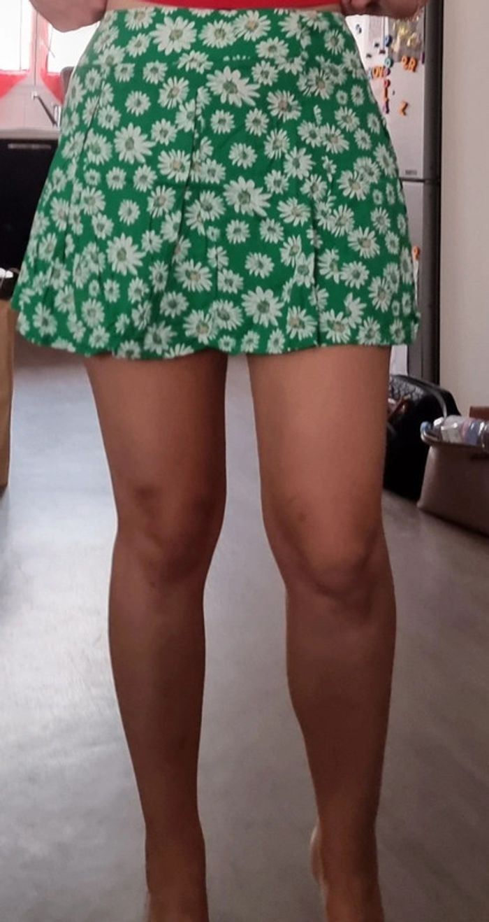 Jupe verte fleuri - photo numéro 2